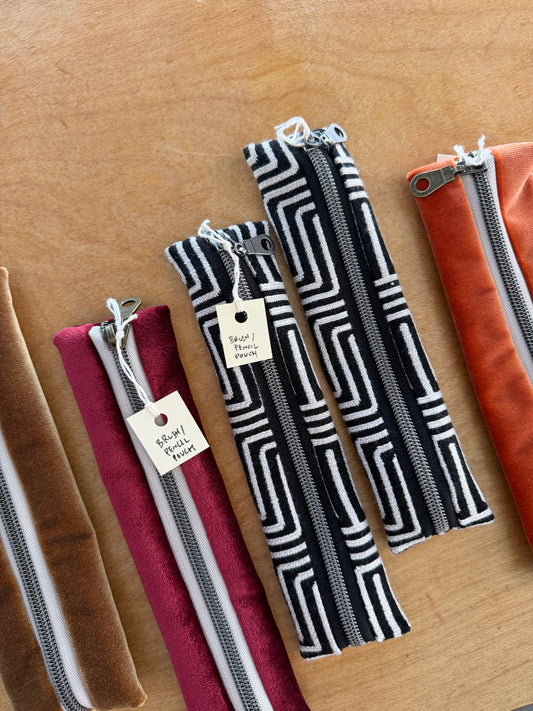 Brush Pouch @ THIS LAND YOGA